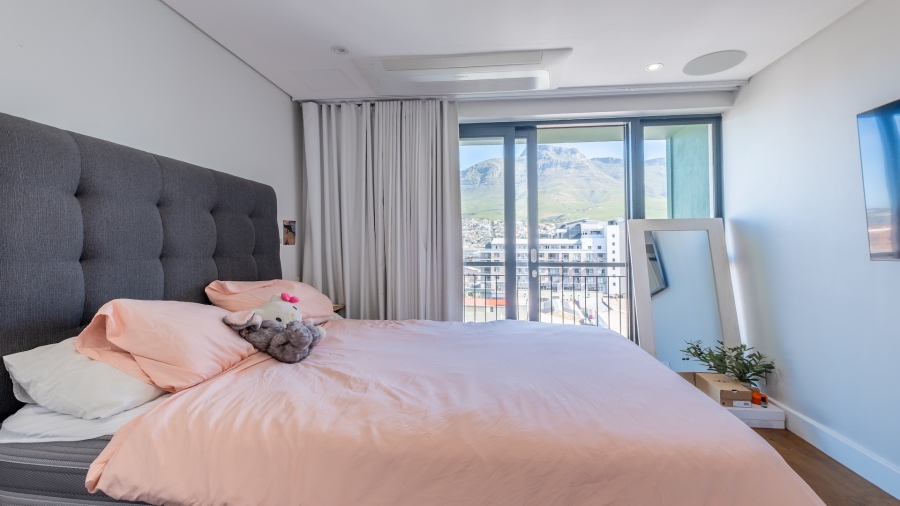 2 Bedroom Property for Sale in Woodstock Western Cape